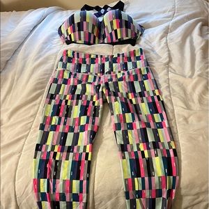 Victoria’s Secret Sports Collection Set: Sports Bra 34DD & Leggings-XS
